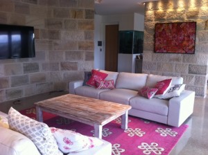 naomi freier interiors pink rug room 3