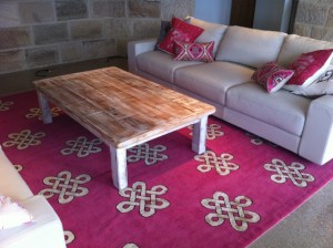naomi freier interiors pink rug room 2